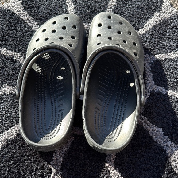 Crocs Men/Kids Gray Clogs - Picture 3 of 5
